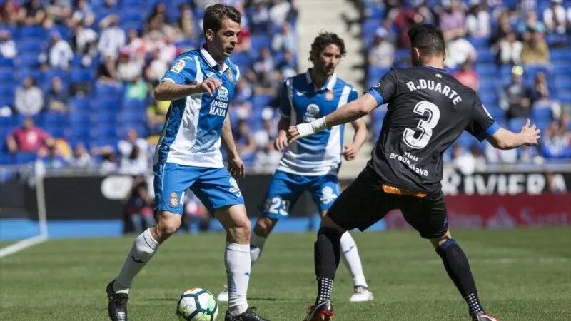 Soi kèo Deportivo Alavés vs Espanyol vòng 11 giải La Liga 2 soi-keo-deportivo-alaves-vs-espanyol-22h15-02-11-2