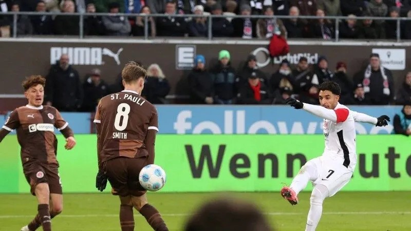 Soi kèo Eintracht Frankfurt vs St. Pauli vòng 8 giải Bundesliga 4 soi-keo-eintracht-frankfurt-vs-st-pauli-20h30-25-10-4