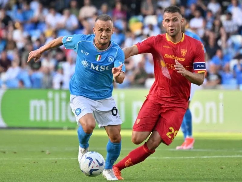 Soi kèo Lecce vs Napoli vòng 9 giải Serie A 4 soi-keo-lecce-vs-napoli-0h30-29-10-4