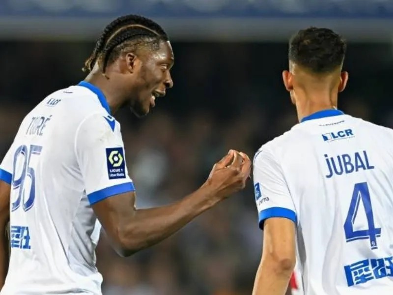 Soi kèo Stade Rennais FC vs AJ Auxerre vòng 8 giải Ligue 1 1 soi-keo-stade-rennais-fc-vs-aj-auxerre-22h15-19-10-1